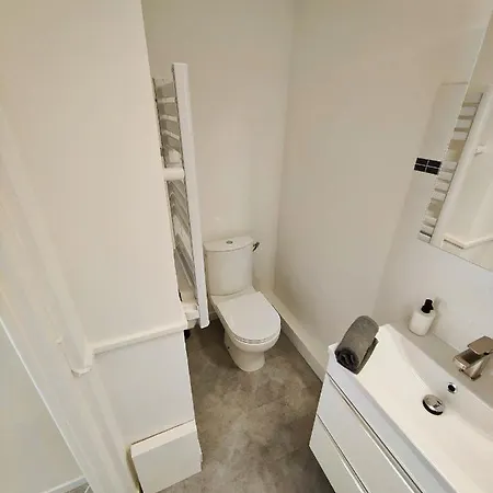 公寓 Bel Air - Studio, Proche Centre, Wifi, Climatisation 昂蒂布