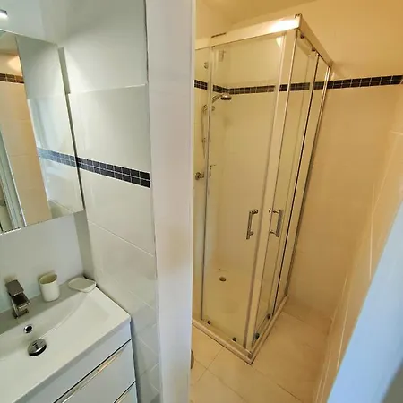 Bel Air - Studio, Proche Centre, Wifi, Climatisation Antibes