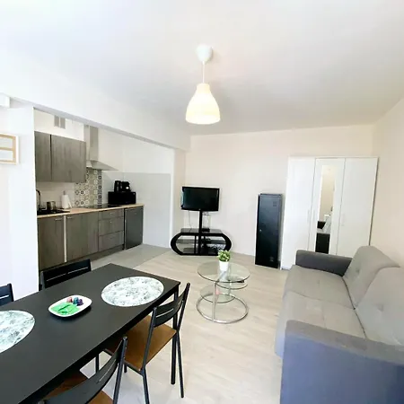 Daire Bel Air - Studio, Proche Centre, Wifi, Climatisation Antibes